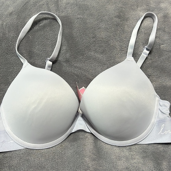 PINK Bra and Pantie Set - Picture 5 of 9